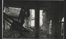 Stary dworzec osobowy. Fragment wnętrza. 9 lipca 1945 r.